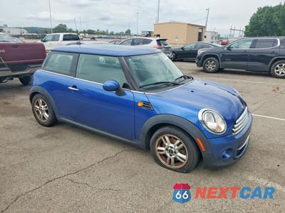 Czwarte zdjęcie samochodu z boku: 2013 MINI COOPER VIN:WMWSU3C51DT689280 - miniatura