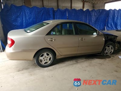 Trzecie zdjęcie samochodu z tyłu: 2003 TOYOTA CAMRY LE V6 VIN:4T1BF32K83U044845 - miniatura