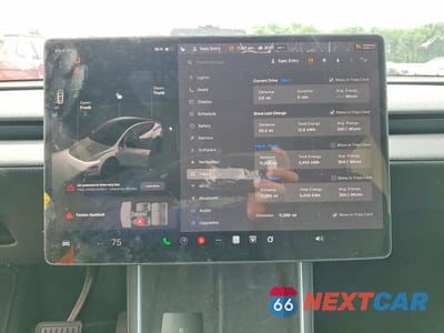 Zdjęcie 9 z 12 samochodu: 2026 TESLA MODEL Y VIN:7SAYGDEE6TA488998 - miniatura