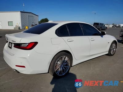 Trzecie zdjęcie samochodu z tyłu: 2023 BMW 330XE VIN:3MW39FS00P8C96654 - miniatura