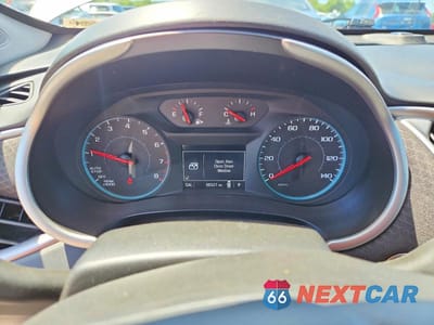 Zdjęcie 9 z 12 samochodu: 2023 CHEVROLET MALIBU LT VIN:1G1ZD5ST9PF173810 - miniatura