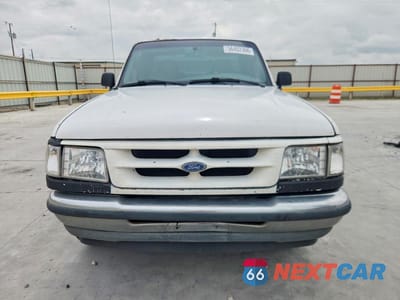 Piąte zdjęcie samochodu w środku: 1997 FORD RANGER VIN:1FTCR10U2VUC59116 - miniatura