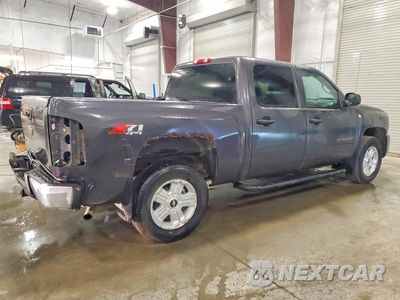 Trzecie zdjęcie samochodu z tyłu: 2011 CHEVROLET SILVERADO K1500 LT VIN:3GCPKSE35BG266586 - miniatura