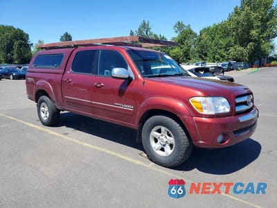 Czwarte zdjęcie samochodu z boku: 2005 TOYOTA TUNDRA DOUBLE CAB SR5 VIN:5TBDT44185S488291 - miniatura