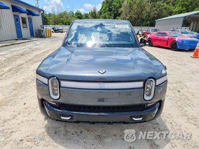 Piąte zdjęcie samochodu w środku: 2023 RIVIAN R1T ADVENTURE VIN:7FCTGAAA9PN023600 - miniatura