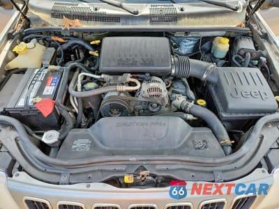 Zdjęcie 11 z 13 samochodu: 2001 JEEP GRAND CHEROKEE LIMITED VIN:1J4GW58N41C515474 - miniatura