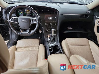 Zdjęcie 8 z 12 samochodu: 2010 SAAB 9-5 AERO VIN:YS3GR4BJ5A4003044 - miniatura