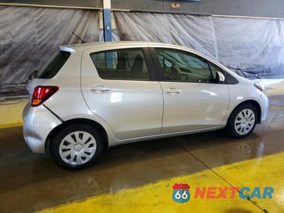 Trzecie zdjęcie samochodu z tyłu: 2016 TOYOTA YARIS 5-DOOR L VIN:VNKKTUD39GA058714 - miniatura