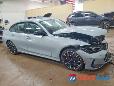 Czwarte zdjęcie samochodu z boku: 2025 BMW M340XI VIN:3MW69FT0XS8F56191 - miniatura