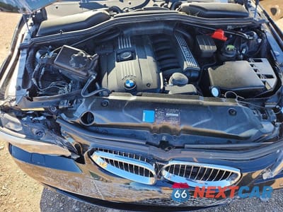 Zdjęcie 11 z 12 samochodu: 2008 BMW 528 XI VIN:WBANV13508CZ57854 - miniatura