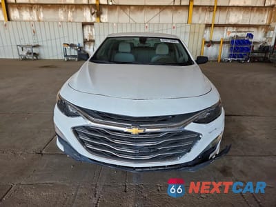 Piąte zdjęcie samochodu w środku: 2020 CHEVROLET MALIBU LS VIN:1G1ZB5ST8LF158277 - miniatura