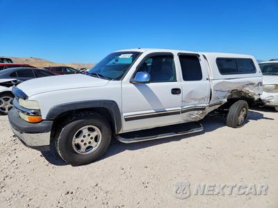 2001 CHEVROLET SILVERADO K1500 3GNFK16T3YG226141 - główne zdjęcie licytacji z USA - miniatura