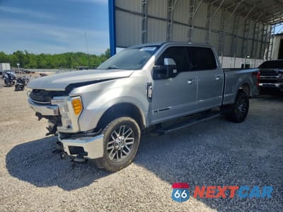 2017 FORD F250 SUPER DUTY 1FT7W2BT6HEF47658 - główne zdjęcie licytacji z USA - miniatura