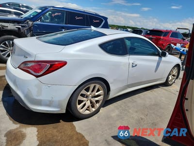 Trzecie zdjęcie samochodu z tyłu: 2014 HYUNDAI GENESIS COUPE 2.0T VIN:KMHHT6KD4EU120926 - miniatura