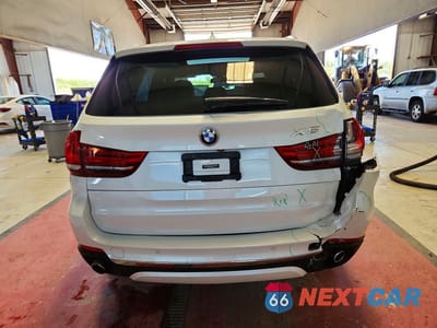 Zdjęcie 6 z 13 samochodu: 2015 BMW X5 XDRIVE35I VIN:5UXKR0C59F0P12861 - miniatura