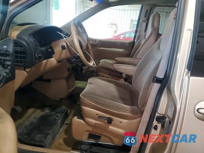 Zdjęcie 7 z 13 samochodu: 2000 DODGE GRAND CARAVAN SE VIN:1B4GP44R5YB637277 - miniatura