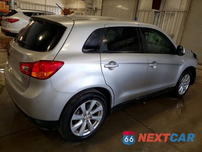 Trzecie zdjęcie samochodu z tyłu: 2013 MITSUBISHI OUTLANDER SPORT ES VIN:4A4AR3AU3DE020323 - miniatura