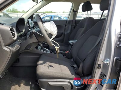 Zdjęcie 7 z 12 samochodu: 2025 HYUNDAI VENUE SE VIN:KMHRB8A37SU384388 - miniatura