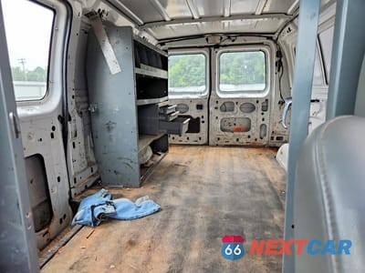 Zdjęcie 10 z 14 samochodu: 2006 FORD ECONOLINE E250 VAN VIN:1FTNE24L66DA44948 - miniatura