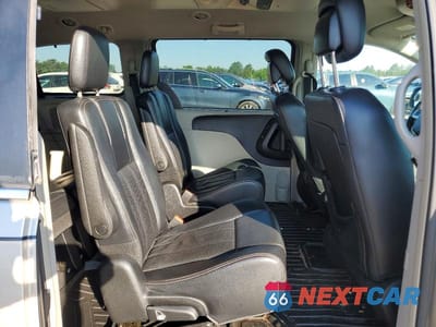 Zdjęcie 11 z 13 samochodu: 2013 CHRYSLER TOWN & COUNTRY TOURING L VIN:2C4RC1CG0DR614815 - miniatura