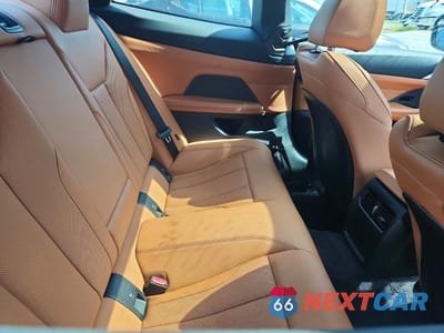 Zdjęcie 10 z 13 samochodu: 2026 BMW 430I VIN:WBA43DA03TCW11526 - miniatura