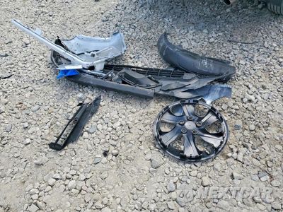 Zdjęcie 13 z 14 samochodu: 2020 TOYOTA RAV4 LE VIN:2T3G1RFV7LW084725 - miniatura
