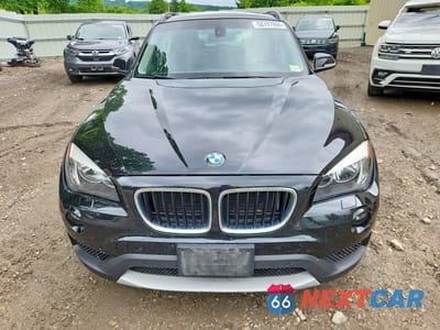 Piąte zdjęcie samochodu w środku: 2014 BMW X1 XDRIVE28I VIN:WBAVL1C59EVY17064 - miniatura