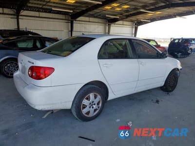 Trzecie zdjęcie samochodu z tyłu: 2006 TOYOTA COROLLA LE VIN:1NXBR32E96Z703912 - miniatura