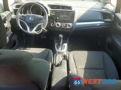 Zdjęcie 8 z 13 samochodu: 2020 HONDA FIT EX VIN:3HGGK5H88LM708340 - miniatura