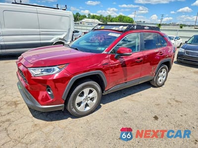 2021 TOYOTA RAV4 XLE 4T3RWRFV1MU027075 - główne zdjęcie licytacji z USA - miniatura