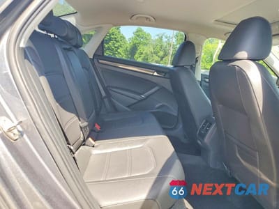 Zdjęcie 10 z 12 samochodu: 2020 VOLKSWAGEN PASSAT R-LINE VIN:1VWMA7A33LC015933 - miniatura