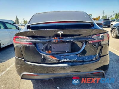 Zdjęcie 6 z 12 samochodu: 2022 TESLA MODEL X VIN:7SAXCBE52NF361487 - miniatura