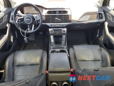 Zdjęcie 8 z 14 samochodu: 2019 JAGUAR I-PACE SE VIN:SADHC2S12K1F73238 - miniatura