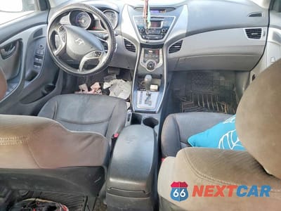 Zdjęcie 8 z 12 samochodu: 2013 HYUNDAI ELANTRA GLS VIN:KMHDH4AE3DU998375 - miniatura