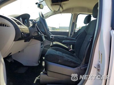 Zdjęcie 7 z 13 samochodu: 2016 DODGE GRAND CARAVAN SE VIN:2C4RDGBG0GR278783 - miniatura