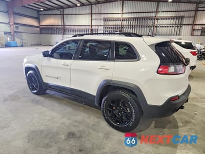 Drugie zdjęcie samochodu z przodu: 2022 JEEP CHEROKEE LATITUDE VIN:1C4PJMCX9ND550633 - miniatura