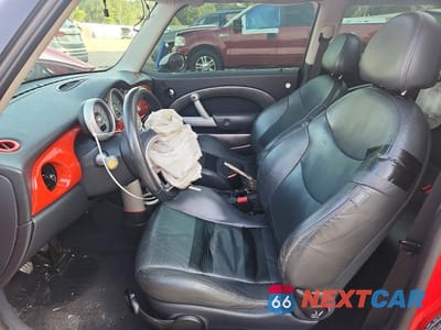 Zdjęcie 7 z 12 samochodu: 2005 MINI COOPER S VIN:WMWRE33505TL14140 - miniatura