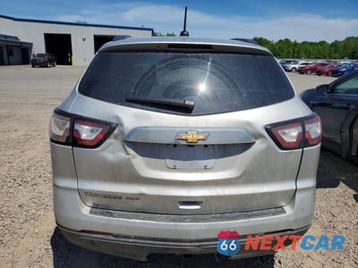 Zdjęcie 6 z 13 samochodu: 2017 CHEVROLET TRAVERSE LS VIN:1GNKVFEDXHJ330010 - miniatura