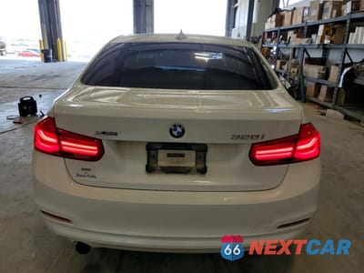 Zdjęcie 6 z 13 samochodu: 2018 BMW 320 XI VIN:WBA8E5G50JNU47092 - miniatura