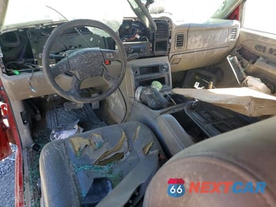 Zdjęcie 8 z 13 samochodu: 2005 CHEVROLET SILVERADO K2500 HEAVY DUTY VIN:1GCHK23215F827158 - miniatura