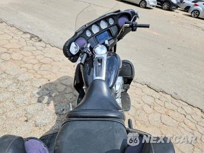 Zdjęcie 6 z 10 samochodu: 2019 HARLEY-DAVIDSON FLHTCU VIN:1HD1FCC11KB667206 - miniatura