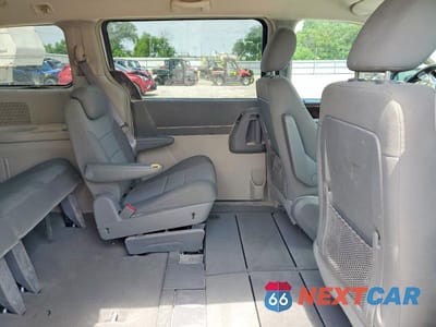 Zdjęcie 11 z 13 samochodu: 2010 CHRYSLER TOWN & COUNTRY TOURING VIN:2A4RR5D14AR150286 - miniatura