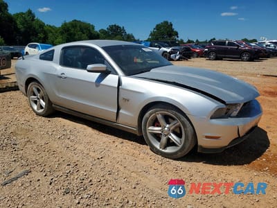 Czwarte zdjęcie samochodu z boku: 2010 FORD MUSTANG GT VIN:1ZVBP8CH2A5136684 - miniatura