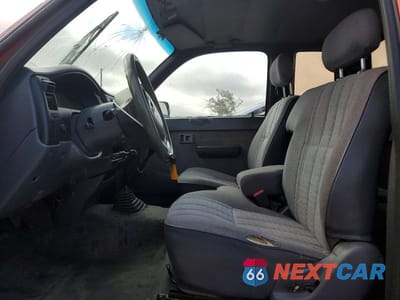Zdjęcie 7 z 13 samochodu: 1996 TOYOTA TACOMA XTRACAB VIN:4TAVL52N4TZ090980 - miniatura