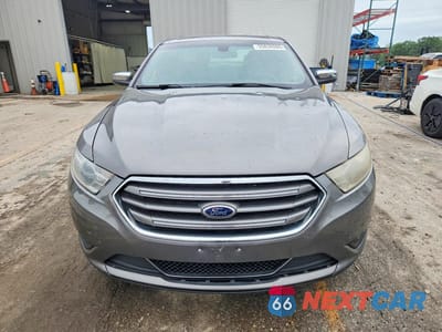 Piąte zdjęcie samochodu w środku: 2013 FORD TAURUS LIMITED VIN:1FAHP2F80DG231961 - miniatura