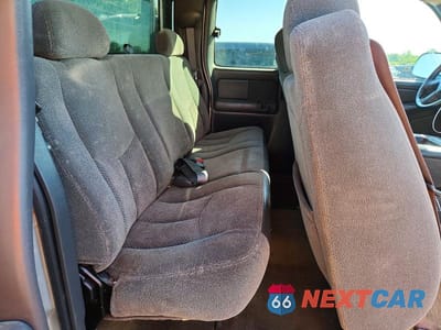 Zdjęcie 10 z 12 samochodu: 2004 CHEVROLET SILVERADO K1500 VIN:2GCEK19V341250542 - miniatura