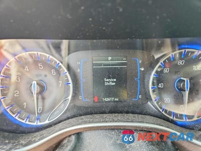 Zdjęcie 9 z 13 samochodu: 2018 CHRYSLER PACIFICA TOURING L VIN:2C4RC1BG5JR119765 - miniatura