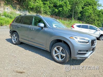 Czwarte zdjęcie samochodu z boku: 2018 VOLVO XC90 T5 VIN:YV4102PK3J1357673 - miniatura