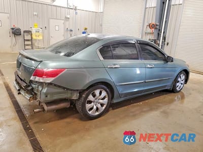 Trzecie zdjęcie samochodu z tyłu: 2008 HONDA ACCORD EXL VIN:1HGCP36838A029815 - miniatura