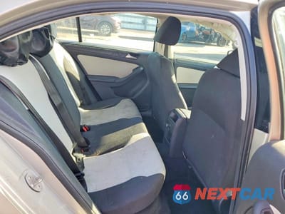 Zdjęcie 10 z 12 samochodu: 2015 VOLKSWAGEN JETTA BASE VIN:3VW2K7AJ8FM273306 - miniatura